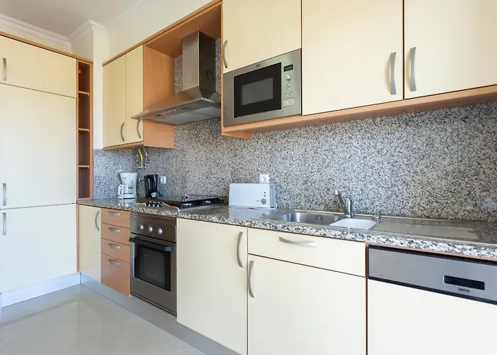 Encosta Da Orada By Garvetur *